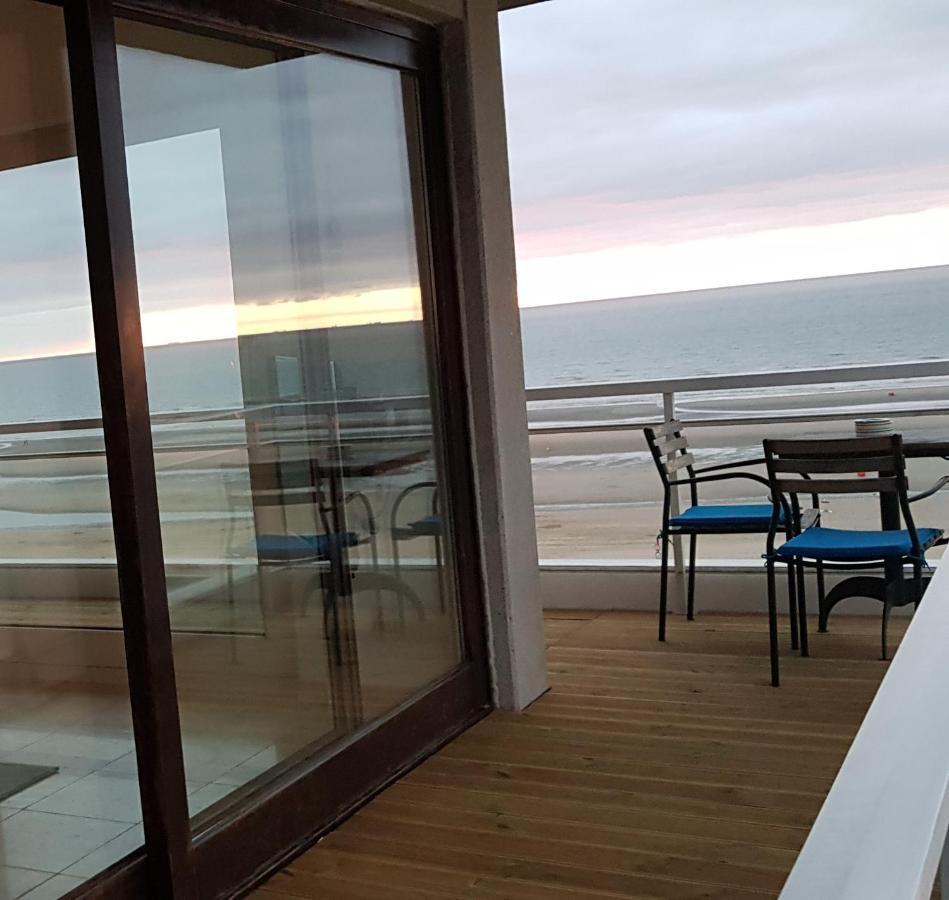 7Th Heaven Seaview Daire De Panne Dış mekan fotoğraf